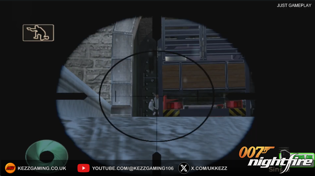 007 Nightfire Xbox Original gameplay screenshot - third person view in snowy castle exterior with shotgun
